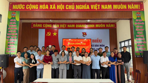 Đắk Môn - Khánh Cường thắt chặt tình đoàn kết  qua chuỗi hoạt động kết nghĩa