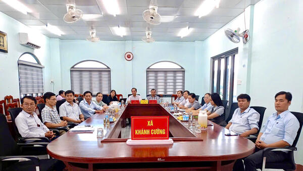 ĐẢNG ỦY XÃ KHÁNH CƯỜNG: TỔ CHỨC THAM GIA HỘI NGHỊ TRỰC TUYẾN HỌC TẬP, QUÁN TRIỆT CÁC NGHỊ QUYẾT, CHỈ THỊ CỦA BỘ CHÍNH TRỊ VÀ TỈNH ỦY